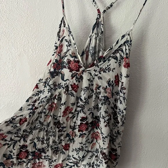 American Eagle Tank Top - Picture 2 of 5